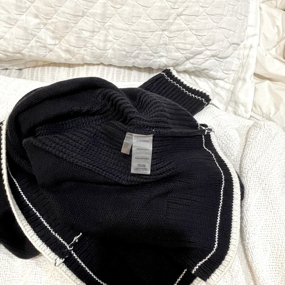 Calvin Klein size large like a new knit sweater dark navy blue - Picture 4 of 4
